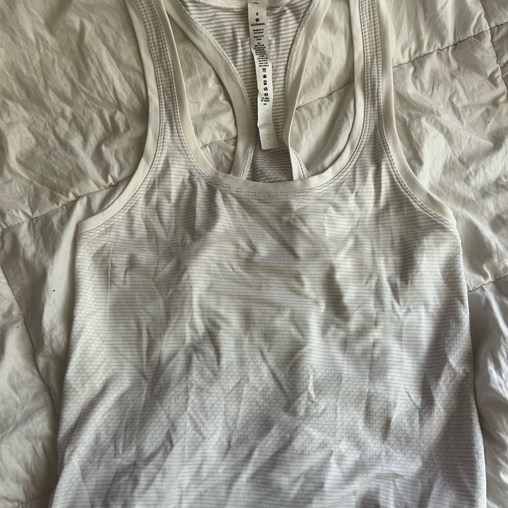 Lululemon swiftly tank